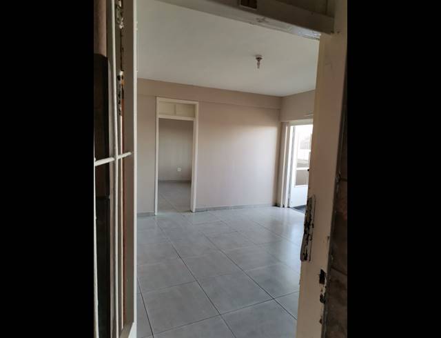 1 bed property to rent in LINMEYER